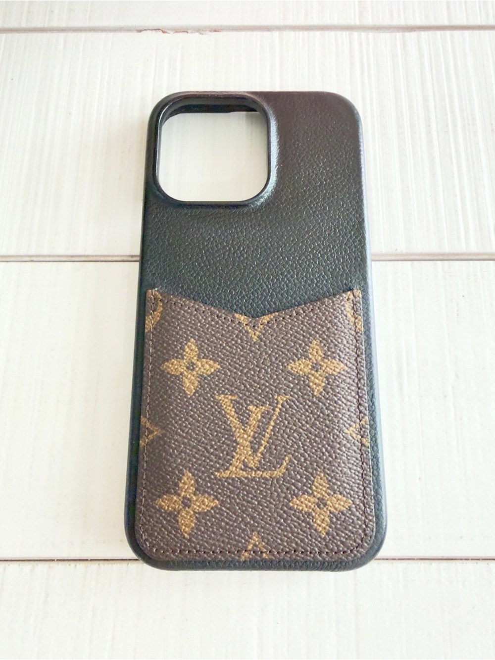 Louis Vuitton iPhone 
15 Pro Max Phone Case